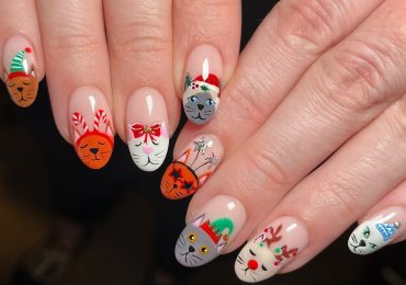 Christmas nail design