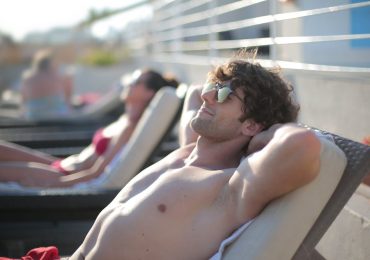 What UV is good for tanning​?